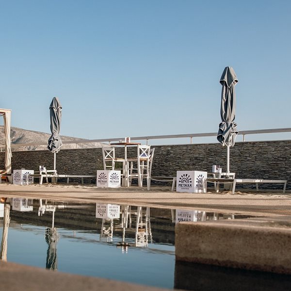 Ένα διαφορετικό beach bar στην καρδιά της Αθήνας
