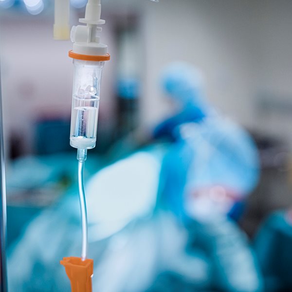 Οι ανεμβολίαστοι αυξάνουν την πίεση στα νοσοκομεία