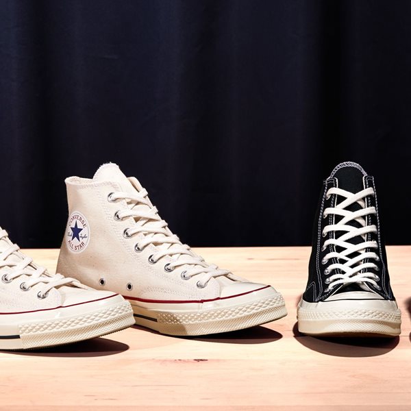 Τα θρυλικά Chuck 70 της Converse τώρα και με τετράγωνη μύτη