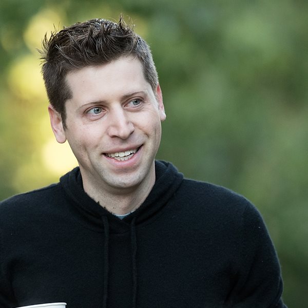 Ο Sam Altman τελικά επέστρεψε στην OpenAI