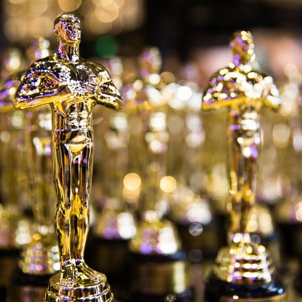 Το κόκκινο χαλί των Oscars βάφτηκε 'σαμπανιζέ'