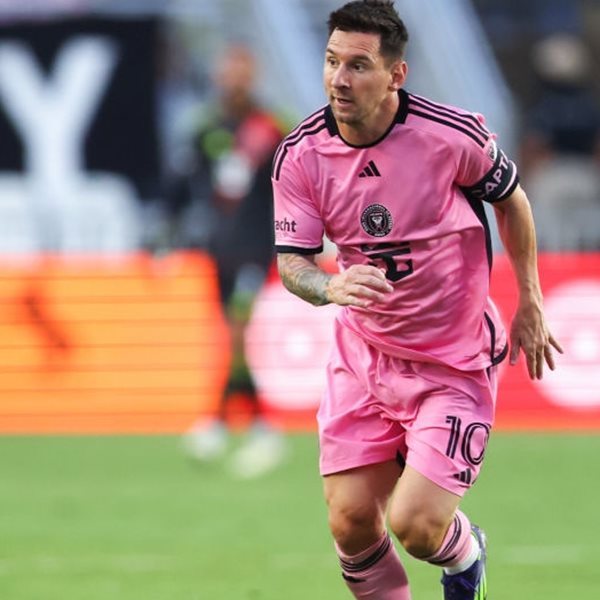 Τελικά, ο Lionel Messi περπατάει στο γήπεδο;