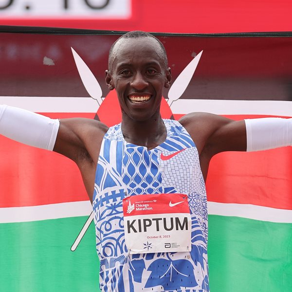 Σκοτώθηκε σε τροχαίο ο 24χρονος κάτοχος του παγκοσμίου ρεκόρ Μαραθωνίου, Kelvin Kiptum