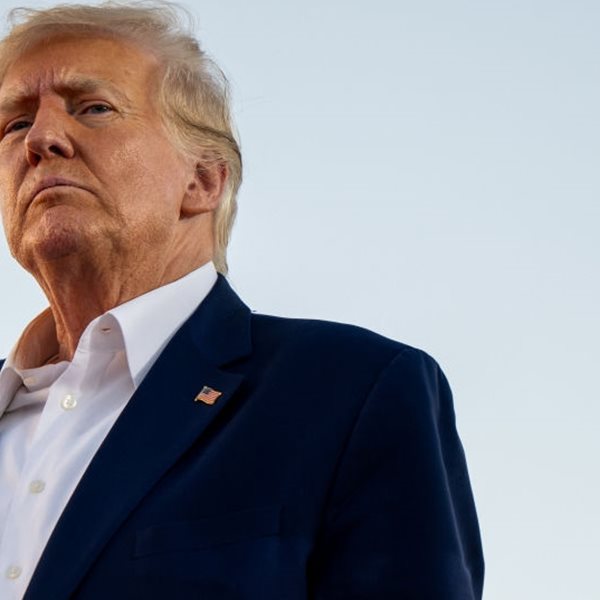 O Trump προέτρεψε τον Putin να επιτεθεί στους "κακοπληρωτές" του ΝΑΤΟ