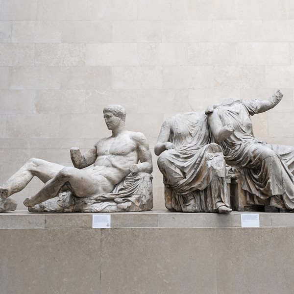 Τα Γλυπτά του Παρθενώνα και μια αιρετική βρετανική άποψη