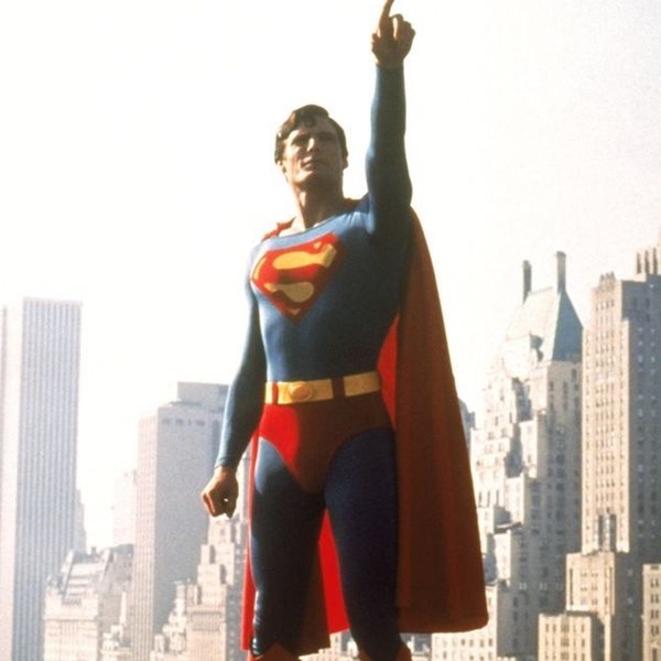 Έτσι δείχνει η στολή του νέου Superman David Corenswet