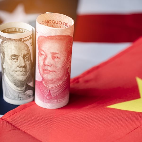 Ο ρόλος της Κίνας στην πτώση του δολαρίου