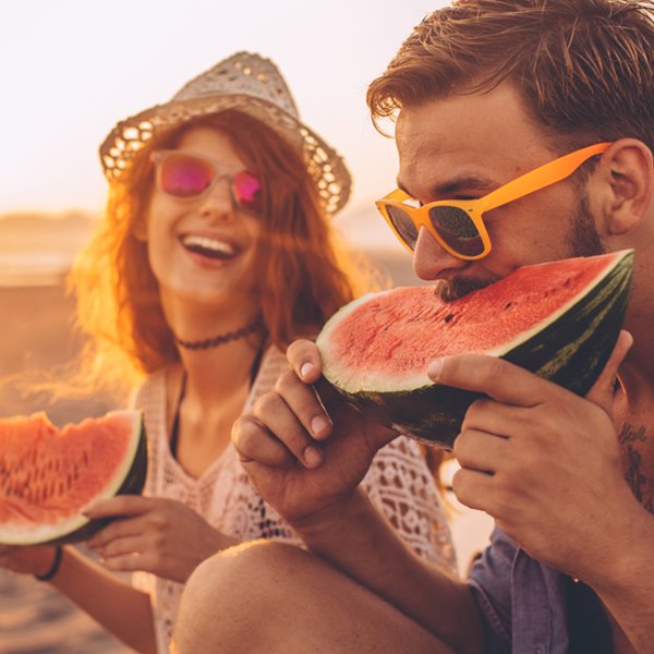 Τι τρώνε οι διατροφολόγοι το καλοκαίρι