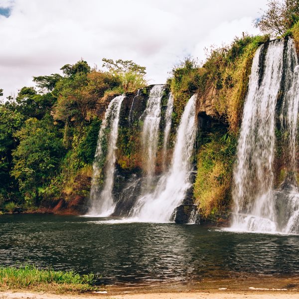 Ταξίδι στους πιο όμορφους καταρράκτες στον κόσμο