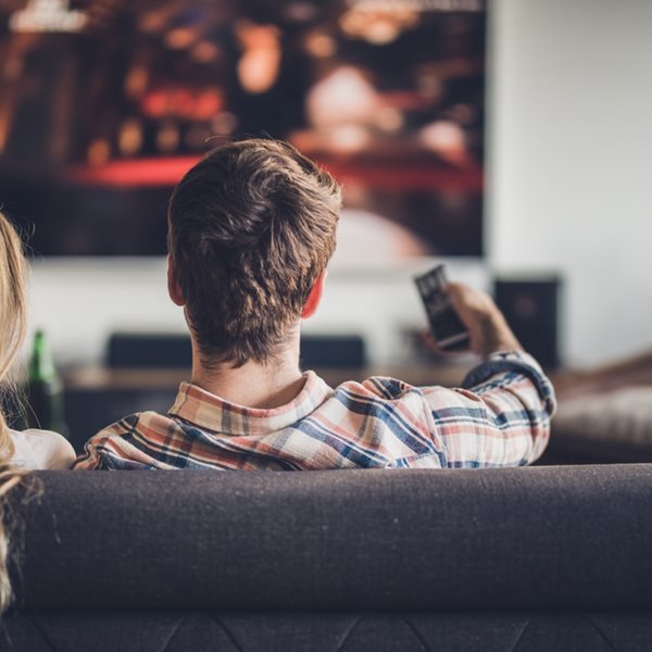 10 SOS σειρές που πρέπει οπωσδήποτε να έχεις δει