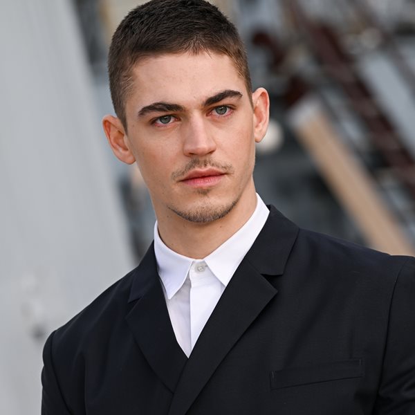 Ο Guy Ritchie ετοιμάζει σειρά για τον νεαρό Sherlock Holmes