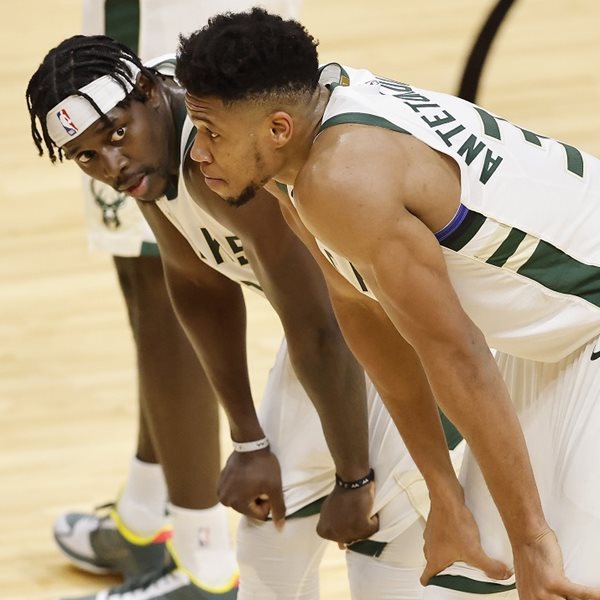 Οι Μιλγουόκι Μπακς μία ανάσα από τον αποκλεισμό