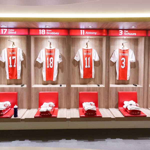 Άγιαξ, το μεγαλύτερο ποδοσφαιρικό σχολείο του κόσμου