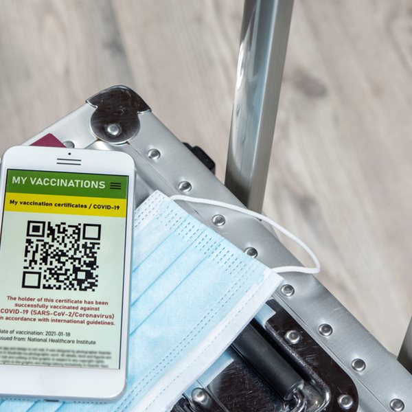 Τα πιστοποιητικά εμβολιασμού δεν θα 'τελειώσουν' την πανδημία