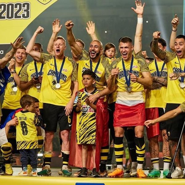 H χρονιά που η ΑΕΚ τα πήρε όλα και έφυγε