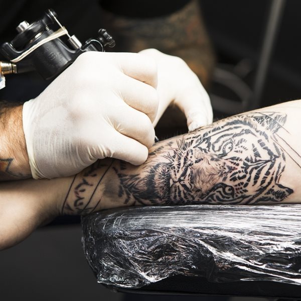 7 κρίσιμες ερωτήσεις που πρέπει να κάνεις στον εαυτό σου πριν κάνεις tattoo