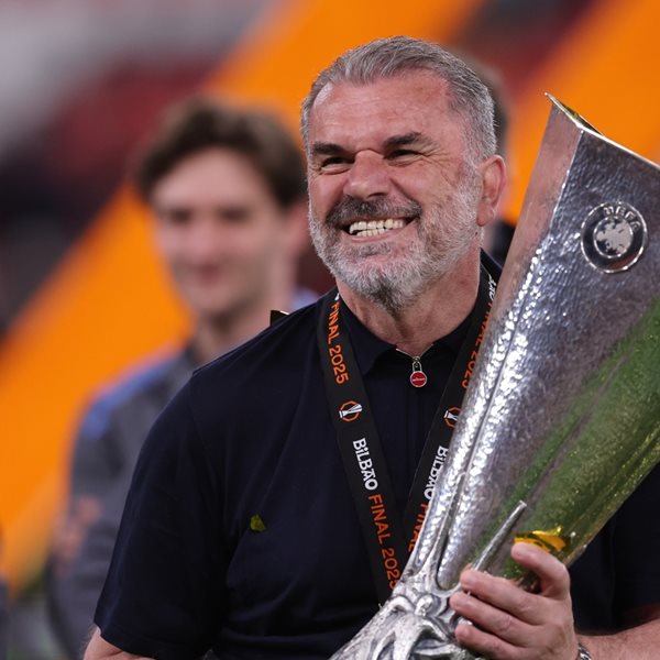 Η ζωή του Άγγελου Ποστέκογλου: Από τη Νέα Φιλαδέλφεια στην κορυφή της Ευρώπης