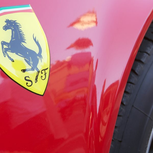 H Ferrari βρήκε τον άνθρωπο για να ξεκινήσει ιστιοπλοΐα