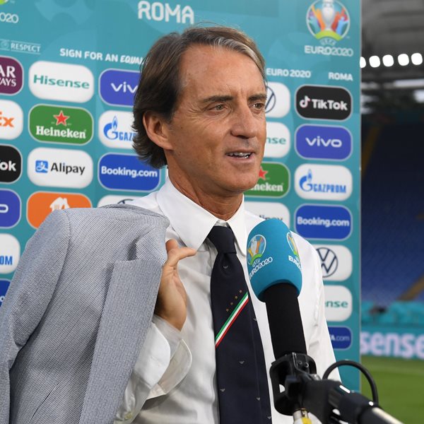 Το στυλ του Roberto Mancini είναι πάντα σε φόρμα