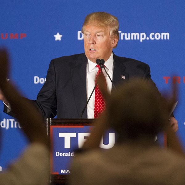 Ο λόγος που οι Δημοκρατικοί επιμένουν στην καθαίρεση Trump