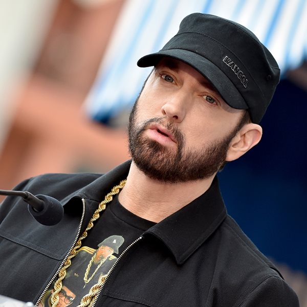 Τι κάνει ο Eminem στο φινάλε του Fortnite Season 4;