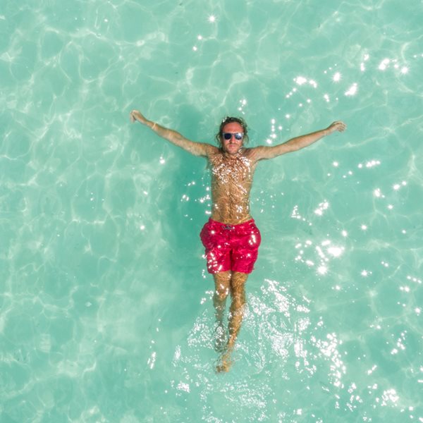 Μία μέρα στη θάλασσα για να γίνεις καλύτερος