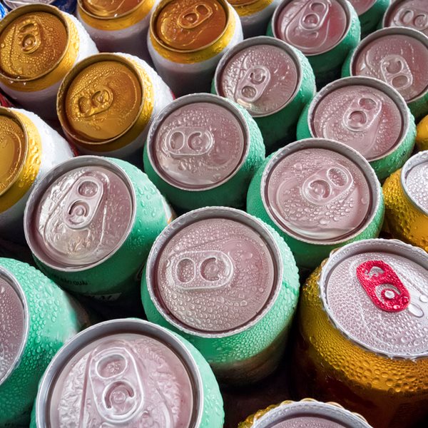 Το δύσκολο καλοκαίρι της βιομηχανίας των αναψυκτικών