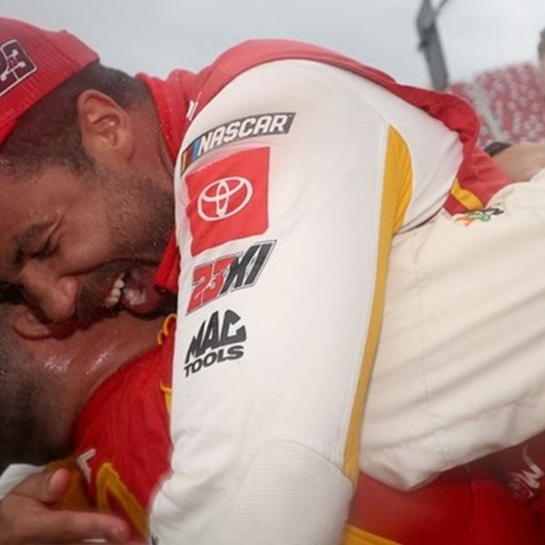 Είδαμε πρώτοι το Race, το νέο racing ντοκιμαντέρ του Netflix