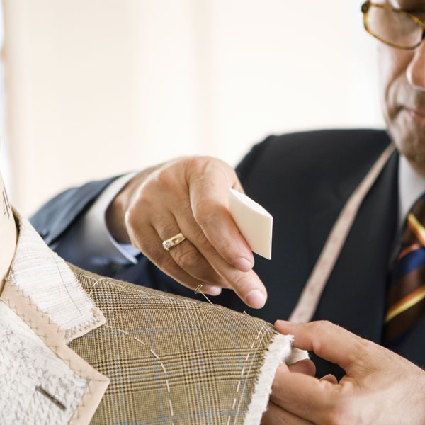 Tips για να κάνεις τη σωστή επιλογή όταν ράβεις κοστούμι