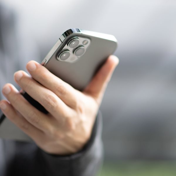 Λύθηκε το μυστήριο με τις διαγραμμένες φωτογραφίες των χρηστών της Apple