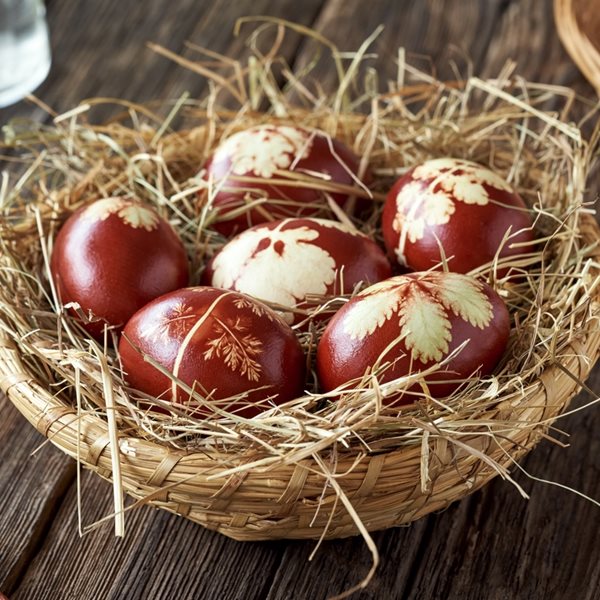 Αλήθεια, πόσα πασχαλινά αβγά μπορείς (και κάνει) να φας;