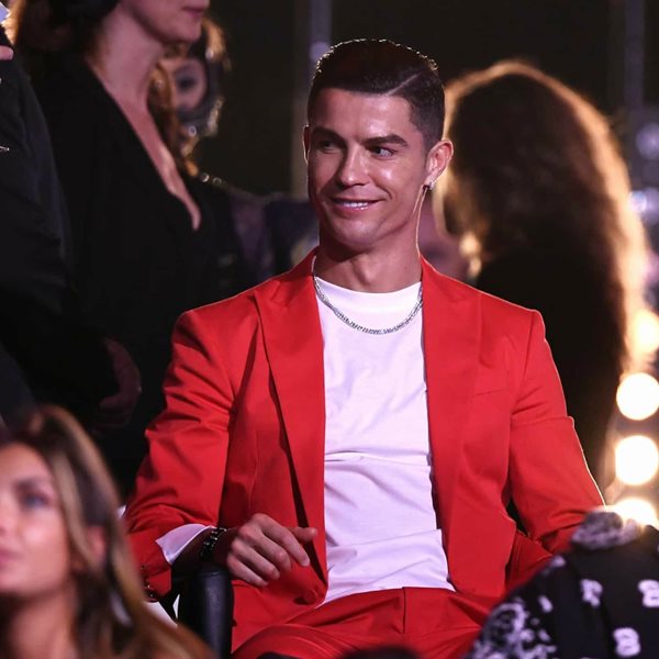 Το κόκκινο κοστούμι του Cristiano Ronaldo στα φετινά MTV EMAs