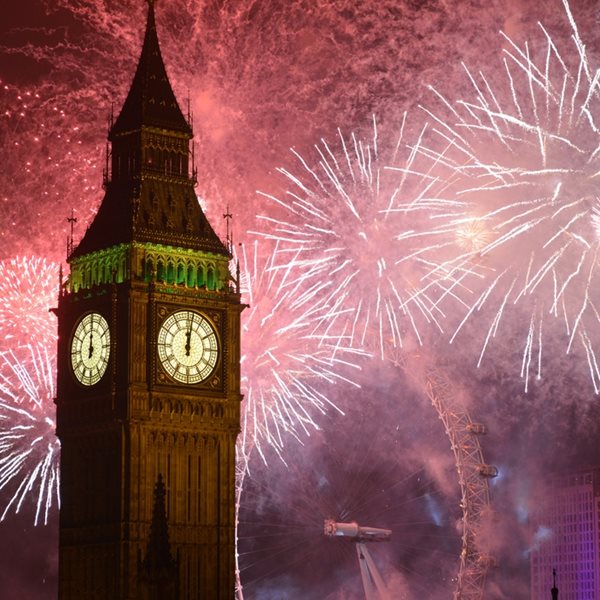 Για 100η χρονιά η καμπάνα του Big Ben θα χτυπήσει τα μεσάνυχτα