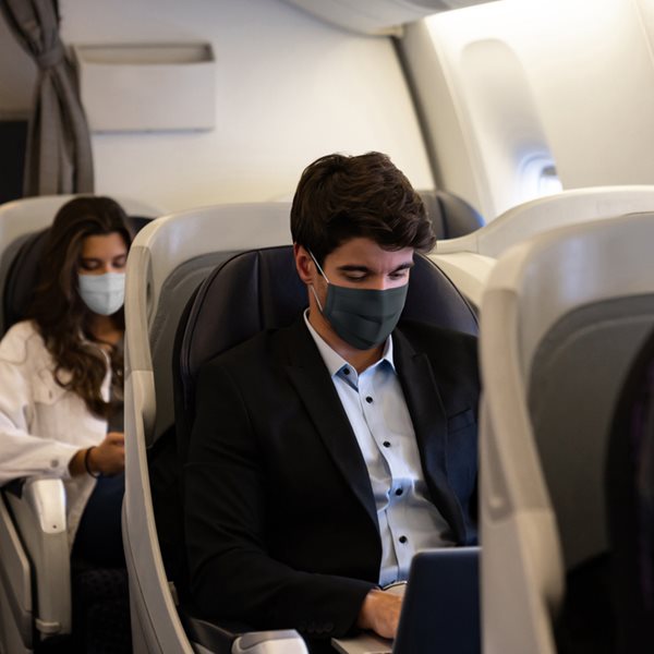 Delmicron και Flοrona δείχνουν πως δεν ξεμπερδεύουμε εύκολα με τον κορονοϊό