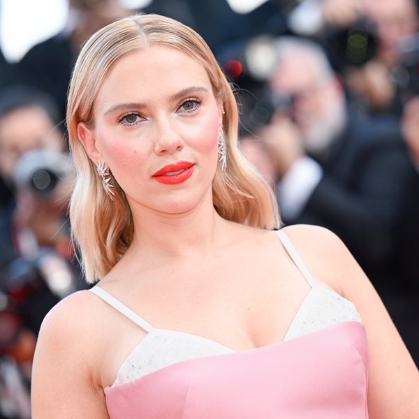 Scarlett Johansson έξαλλη με την τεχνητή νοημοσύνη, μηνύει εφαρμογή που 'έκλεψε' τη φωνή της