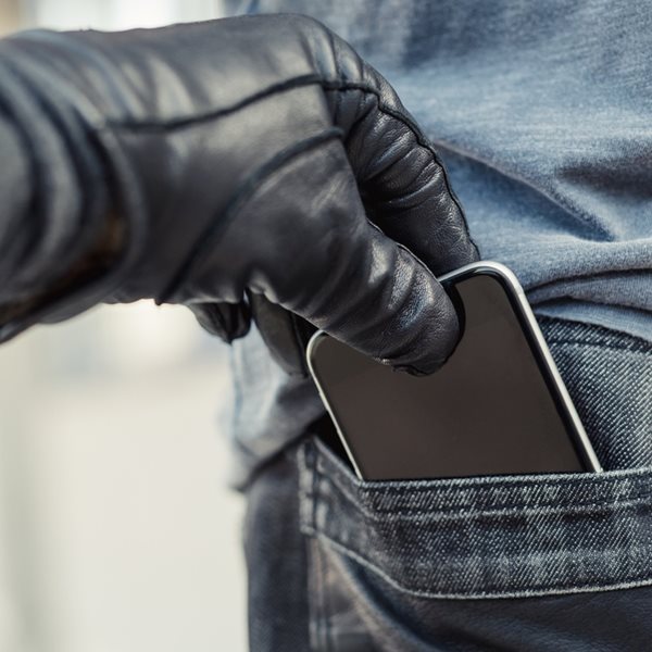 Η Apple ετοιμάζει το έδαφος για μία αντικλεπτική λειτουργία