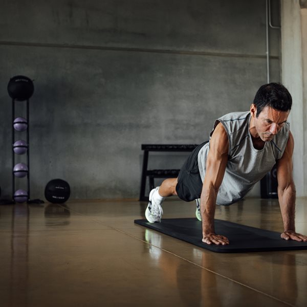 Εκτελώντας την τέλεια σανίδα