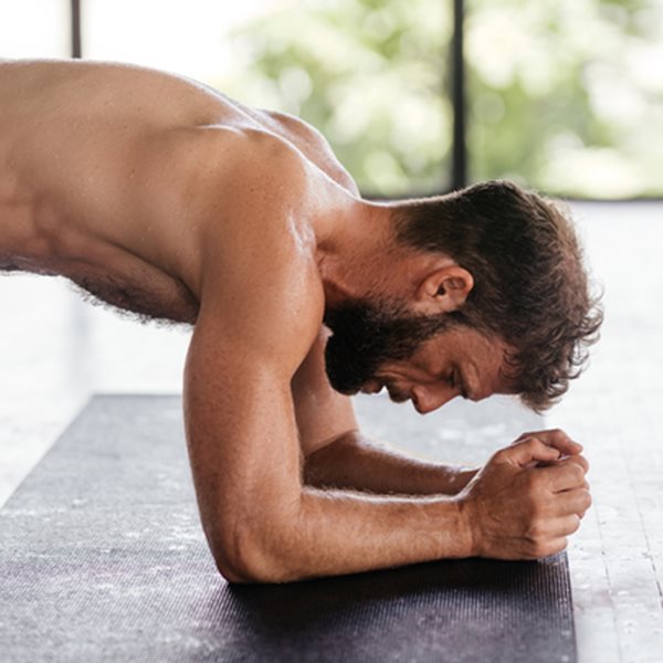 Όσα πραγματικά συμβαίνουν όταν προπονείσαι για six-pack