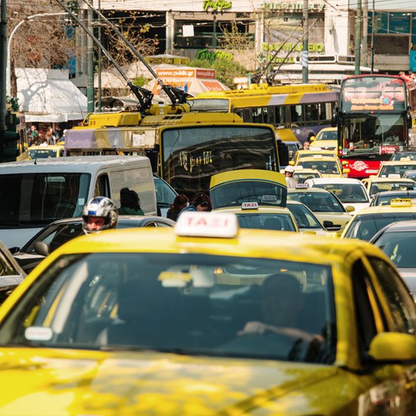 Ο Δακτύλιος προκαλεί έμφραγμα στους δρόμους της Αθήνας