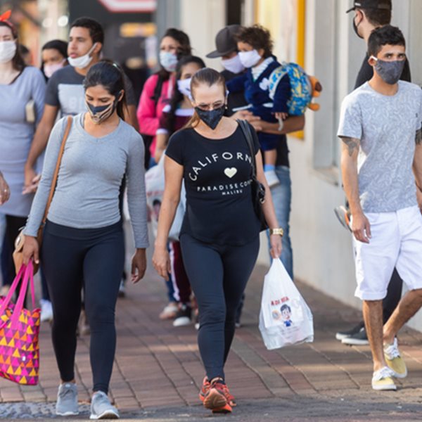 Κορονοϊός: Εκτόξευση με 3.565 νέα κρούσματα