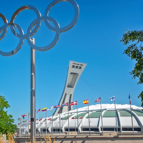 Ο χορηγός επικοινωνίας των Ολυμπιακών Αγώνων ζητά την ακύρωσή τους