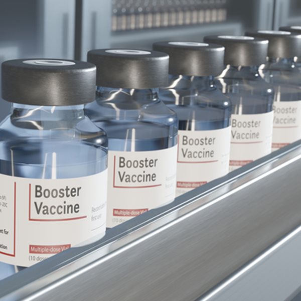 Τρίτη δόση: Πράσινο φως για τους 60+ και τους υγειονομικούς