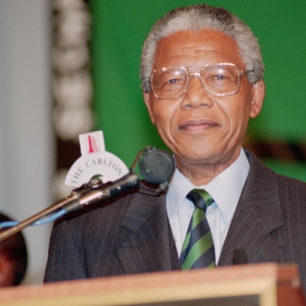 Όταν ο Nelson Mandela βγήκε θριαμβευτής από τη φυλακή