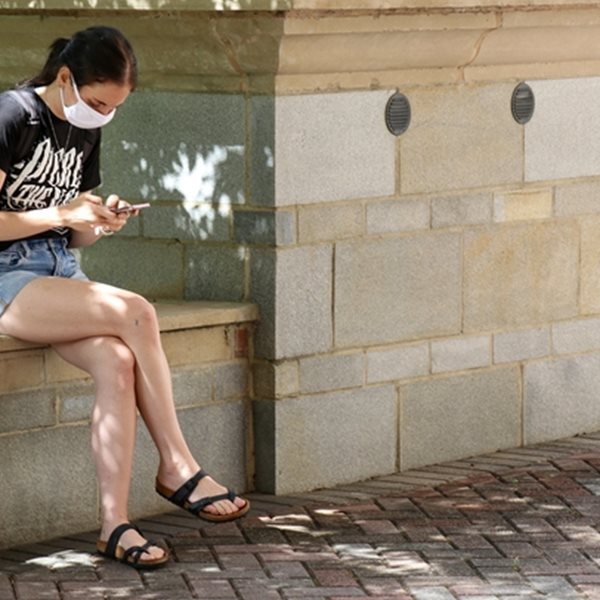 Κορονοϊός: Εκρηξη με 25.566 νέα κρούσματα και 5.022 επαναλοιμώξεις