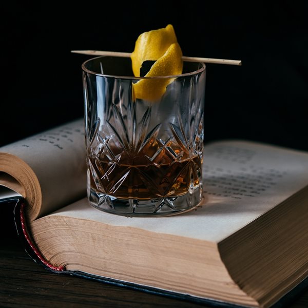 Τρία Χρόνια και Μία Ημέρα, το πρώτο ελληνικό βιβλίο για το ουίσκι