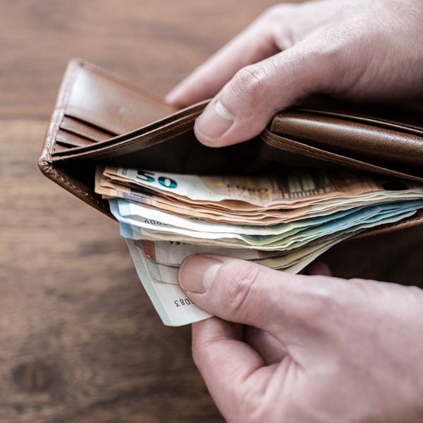 Όλες οι αλλαγές που έρχονται με τον νέο, κατώτατο μισθό