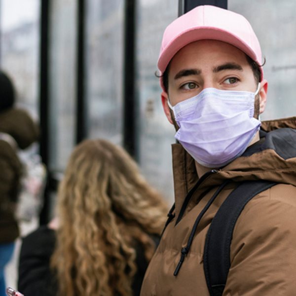 Κορονοϊός: Μαύρη Δευτέρα με 105 θανάτους και 608 διασωληνωμένους