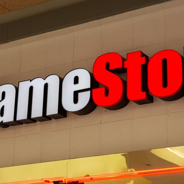 Τι συνέβη με τη μετοχή της GameStop