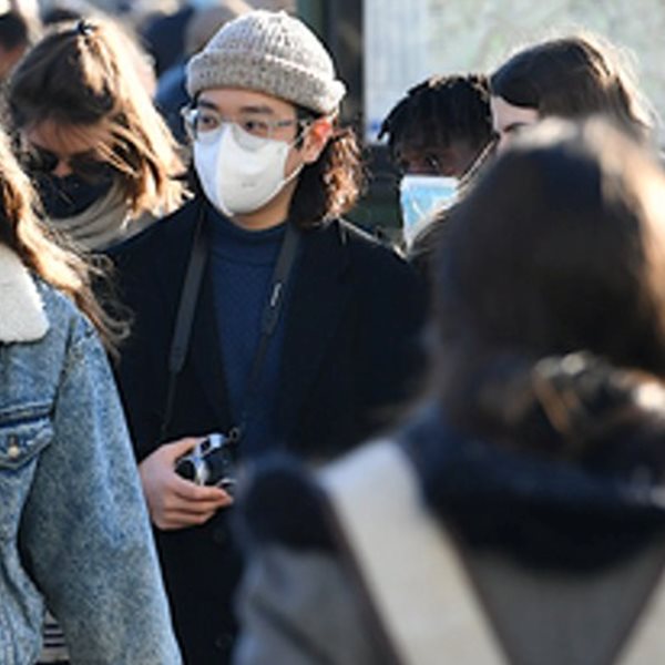 Κορονοϊός: Δεν υποχωρούν οι σκληροί δείκτες