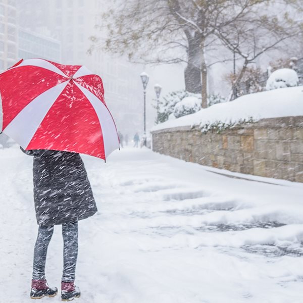 Χιονοπτώσεις ρεκόρ πλήττουν τις βορειοανατολικές πολιτείες των ΗΠΑ